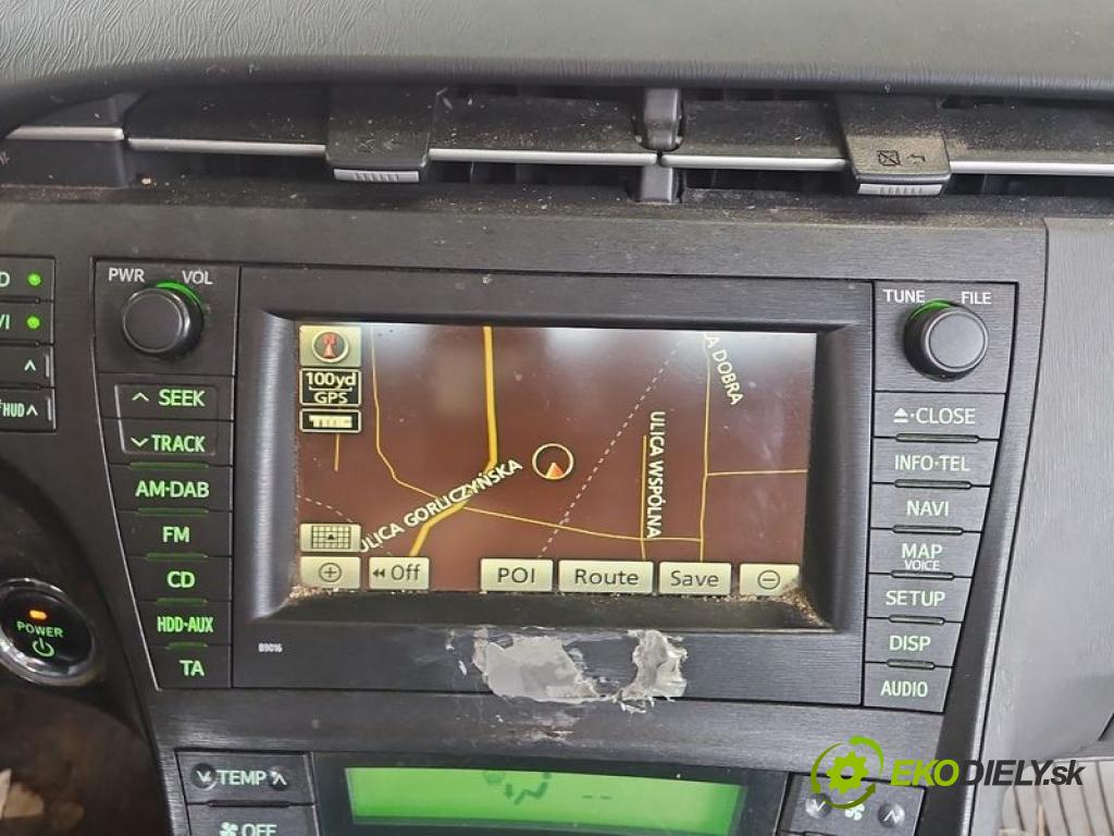 Toyota Prius III XW30 2009-2015 1.8 16V 99 hp automatic 73 kW 1798 cm3 5- Radio továrna: 86120-47400