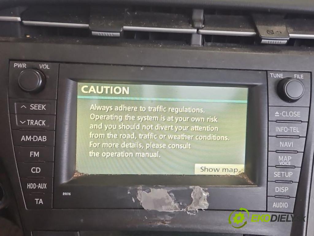 Toyota Prius III XW30 2009-2015 1.8 16V 99 hp automatic 73 kW 1798 cm3 5- Radio továrna: 86120-47400