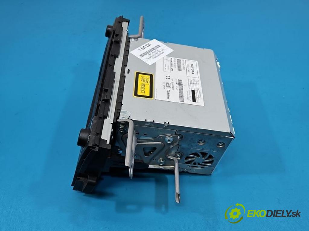 Toyota Prius III XW30 2009-2015 1.8 16V 99 hp automatic 73 kW 1798 cm3 5- Radio továrna: 86120-47400