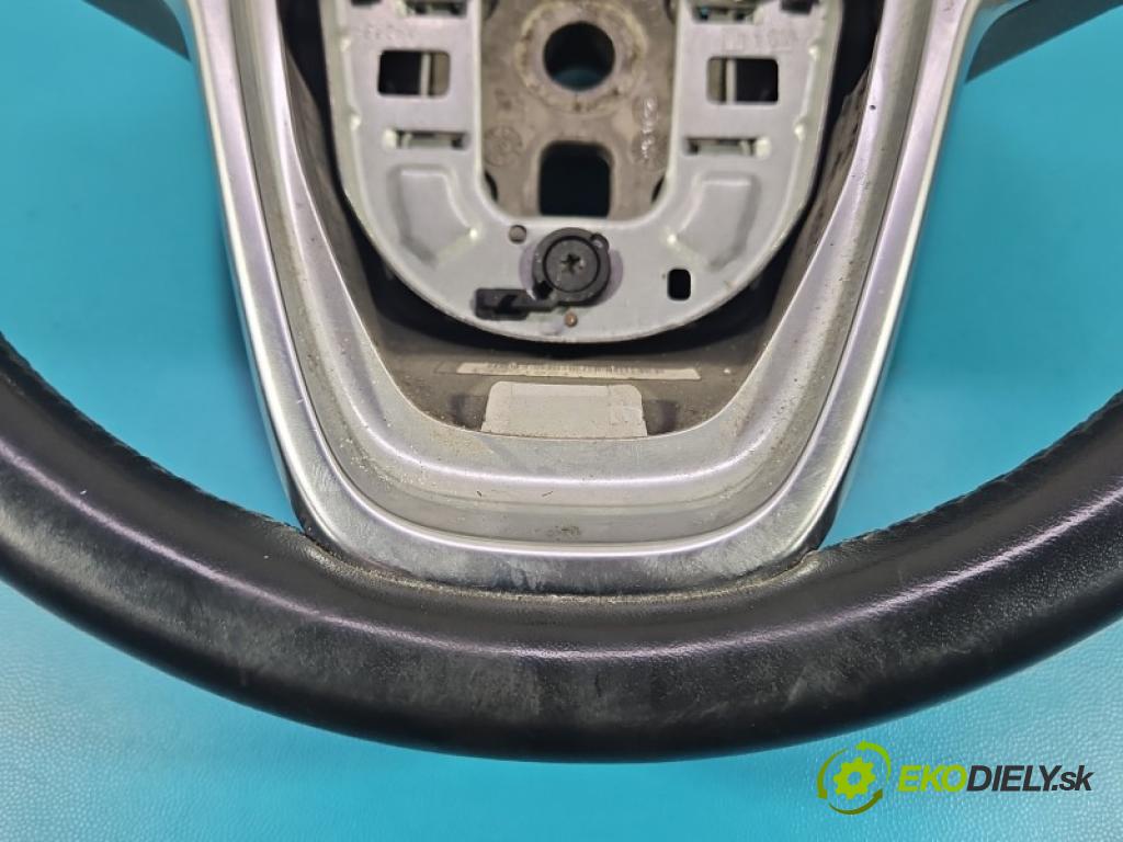 Opel Astra IV 2009-2015 1.7 cdti 110 hp manual 81 kW 1686 cm3 5- volant 13351021 (Volant)