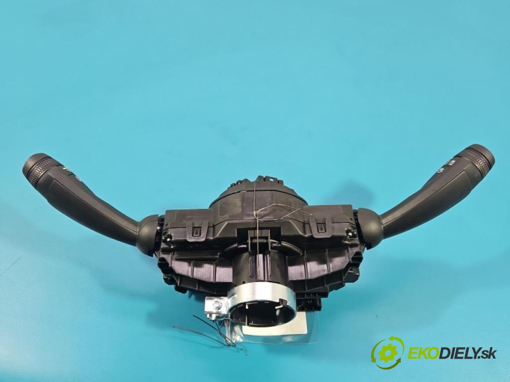 Volvo XC40 2017- 2.0 T B3 163 HP automatic 120 kW 1969 cm3 5- prepínač komplex: 32350918AA (Prepínacie páčky pod volantom)