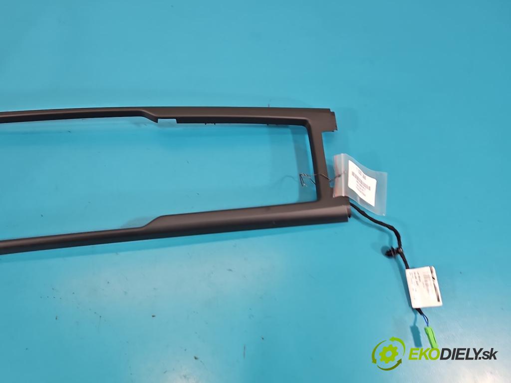 Volvo XC40 2017- 2.0 T B3 163 HP automatic 120 kW 1969 cm3 5- kryt plast 32226897