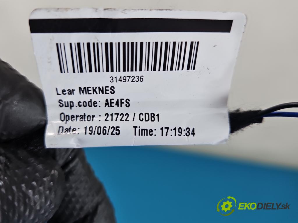 Volvo XC40 2017- 2.0 T B3 163 HP automatic 120 kW 1969 cm3 5- kryt plast 32226897