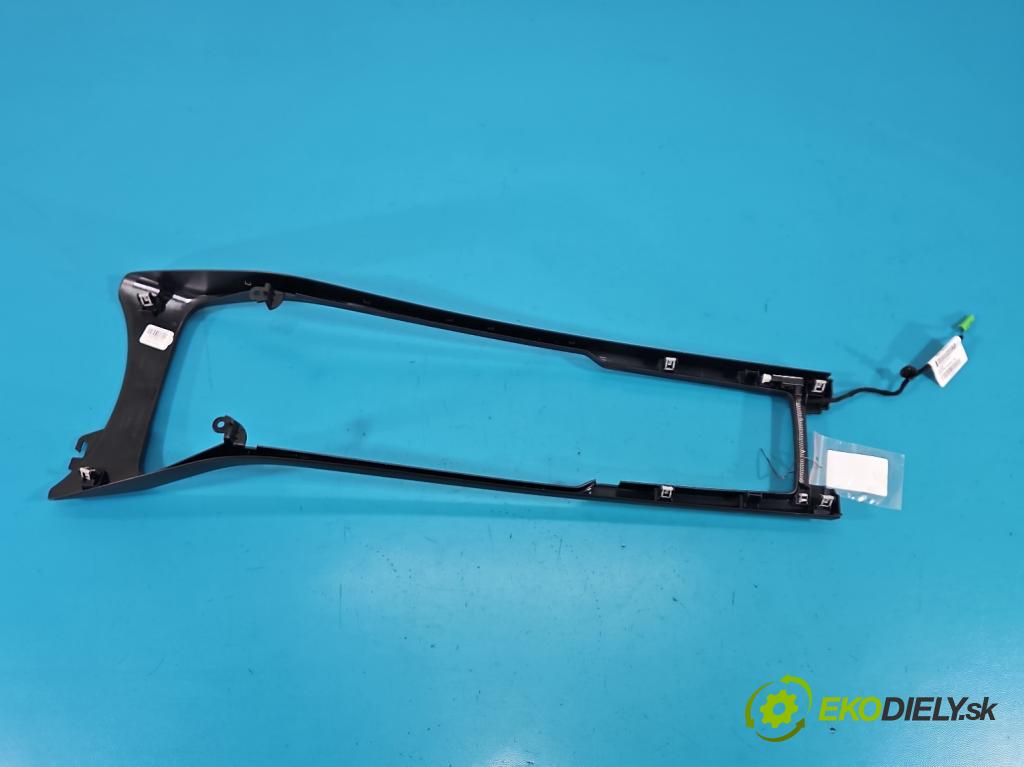 Volvo XC40 2017- 2.0 T B3 163 HP automatic 120 kW 1969 cm3 5- kryt plast 32226897