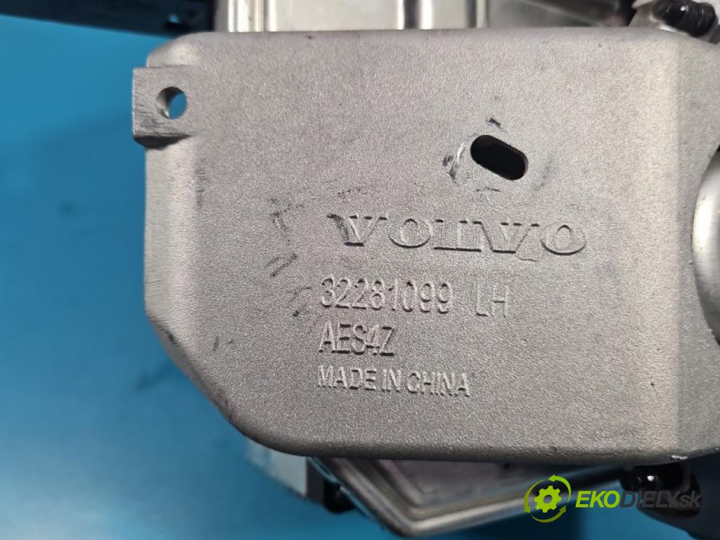 Volvo XC40 2017- 2.0 T B3 163 HP automatic 120 kW 1969 cm3 5- servo brzdové 32384760