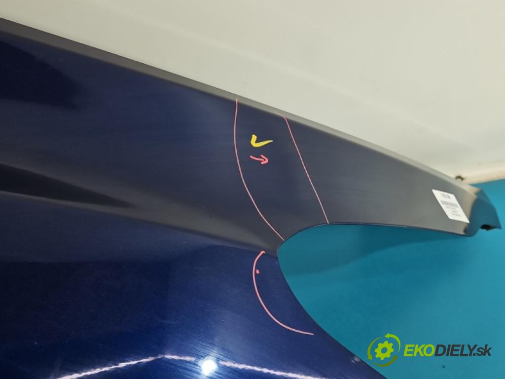 Tesla Model Y 0.0 automatic 378 kW  5- blatnik přední pravý  (Klika dveří ostatní)