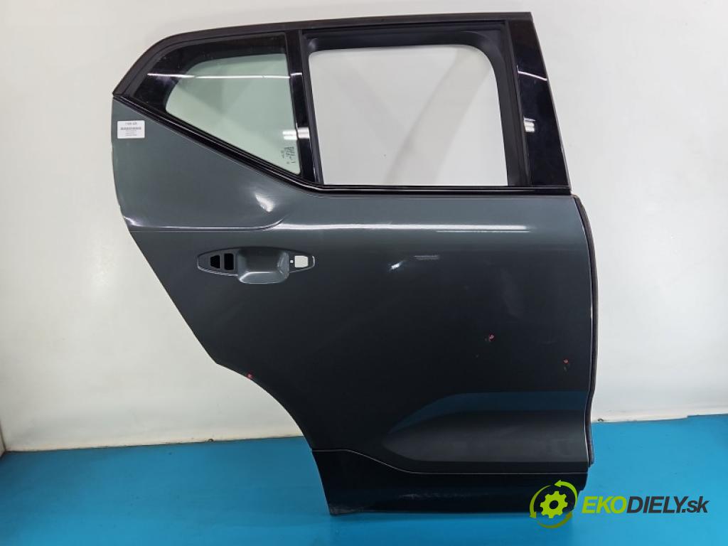 Volvo XC40 2017- 2.0 T B3 163 hp automatic 120 kW 1969 cm3 5- dveře zadní pravé  (Klika dveří ostatní)