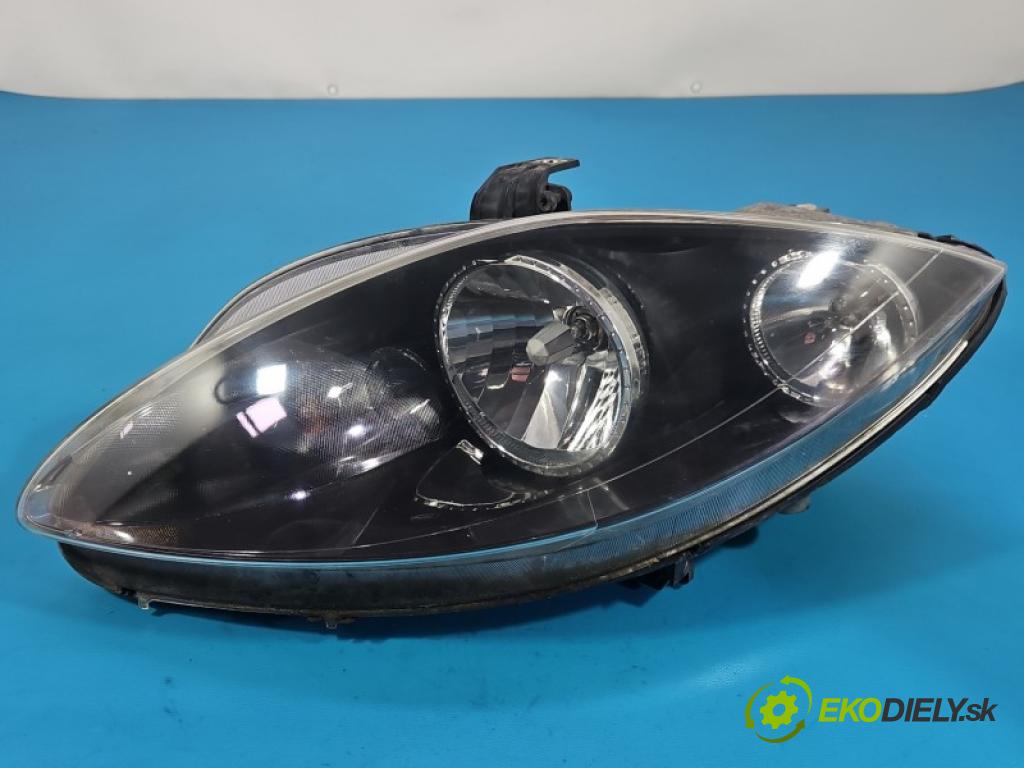 Seat Altea 1.6 8V 102 hp manual 75 kW 1595 cm3 5- světlo levý 5P1941005A (Klika dveří ostatní)