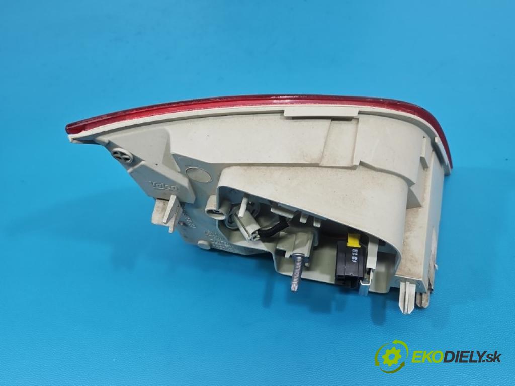 Peugeot 508 I 2010-2018 2.0 hdi 163 HP automatic 120 kW 1997 cm3 5- svetlo / reflektor zadné pravé kufrové dvere 9686780680