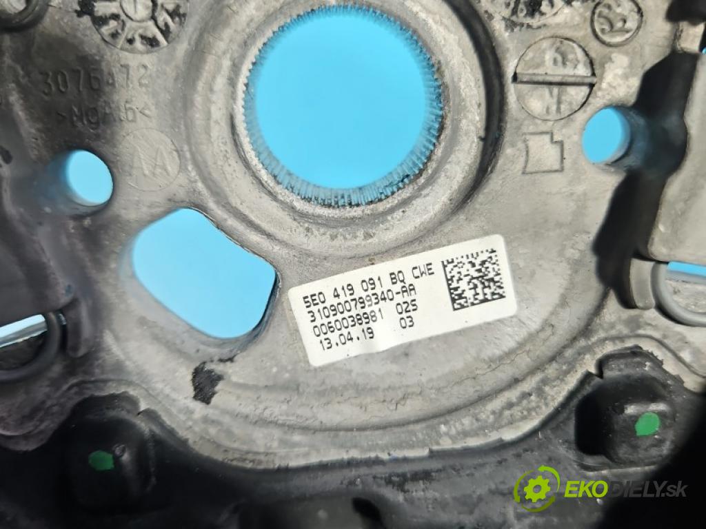 Skoda Fabia III 2014-2021 1.0 TSI 95 HP manual 70 kW 999 cm3 5- volant 5E0419091BQ (Volant)
