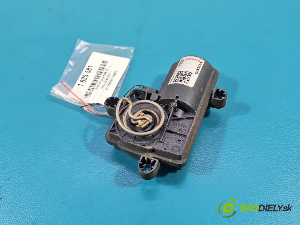 Volvo XC40 2017- 2.0 T B3 163 hp automatic 120 kW 1969 cm3 5- motorek 32324103