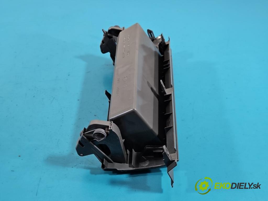 Toyota Prius III XW30 2009-2015 1.8 16V 99 HP automatic 73 kW 1798 cm3 5- kastlík 55511-47040