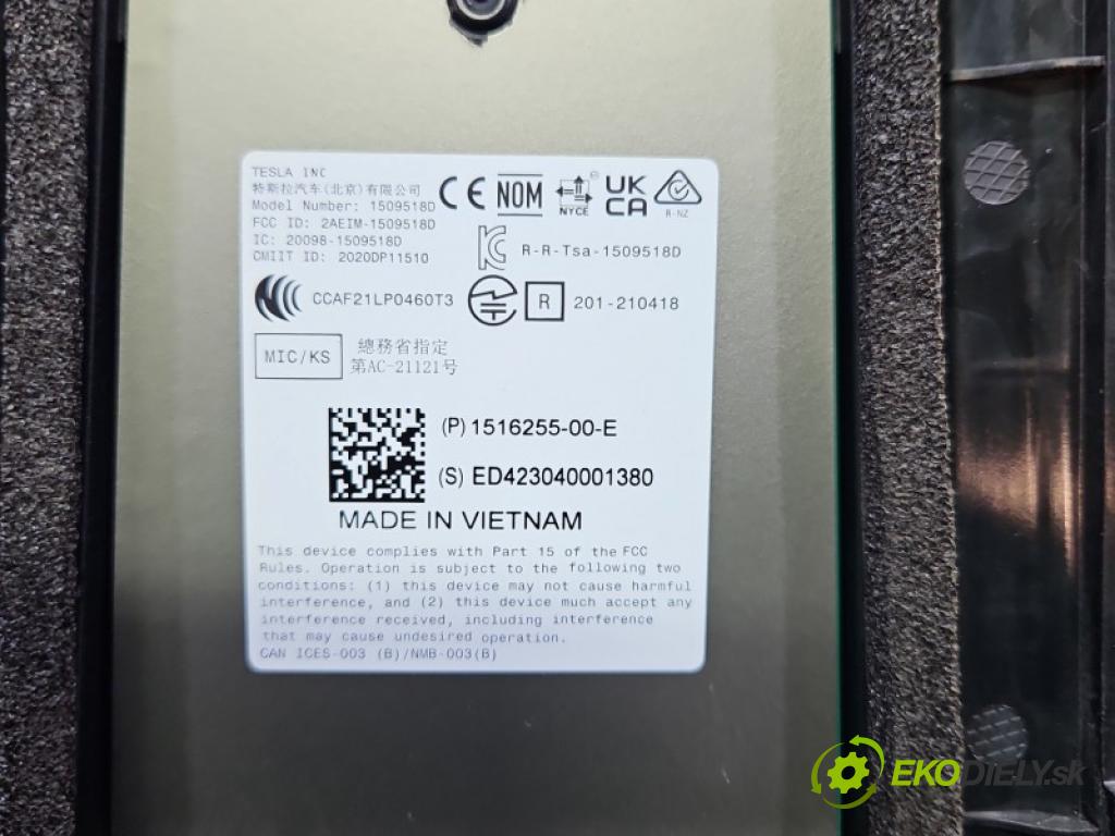 Tesla Model Y 0.0 automatic 378 kW  5- lišta karosérie: 1494240-00-A