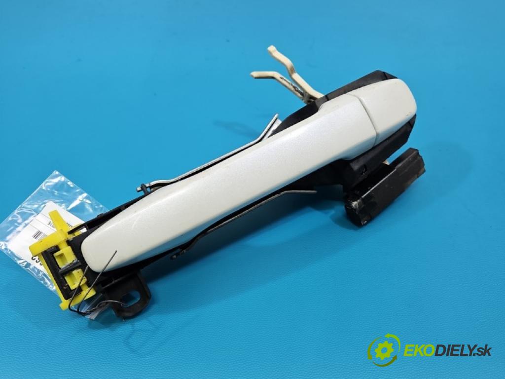 Toyota Prius III XW30 2009-2015 1.8 16V 99 HP automatic 73 kW 1798 cm3 5- rukoväť zadné pravé mimo:  (Kľučka dverí ostatné)