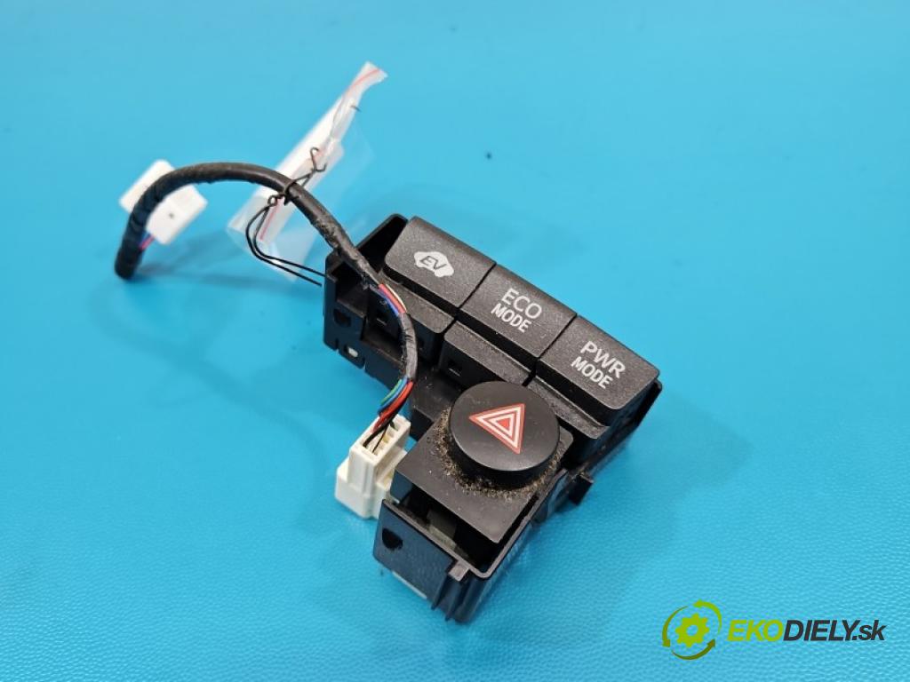Toyota Prius III XW30 2009-2015 1.8 16V 99 hp automatic 73 kW 1798 cm3 5- Přepínač světel nouzový: 