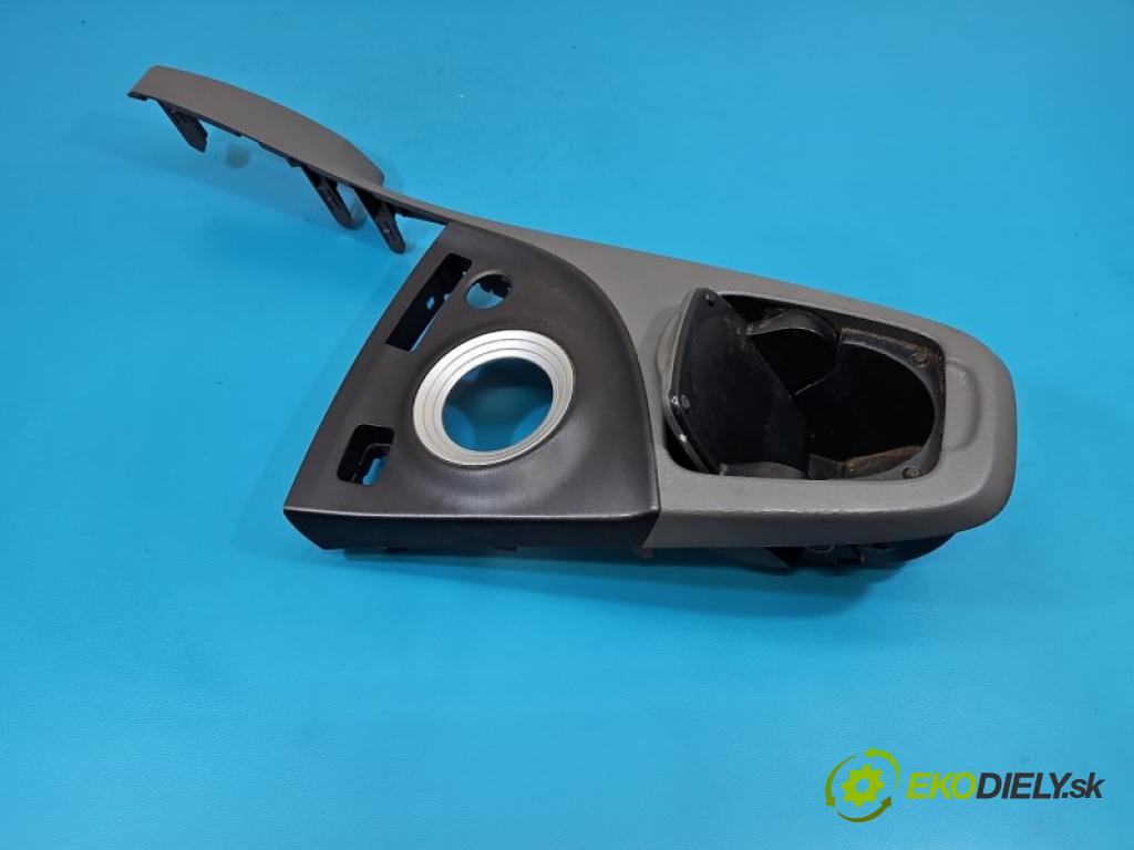 Toyota Prius III XW30 2009-2015 1.8 16V 99 hp automatic 73 kW 1798 cm3 5- lišta ozdobná interiéry: 55420-47030