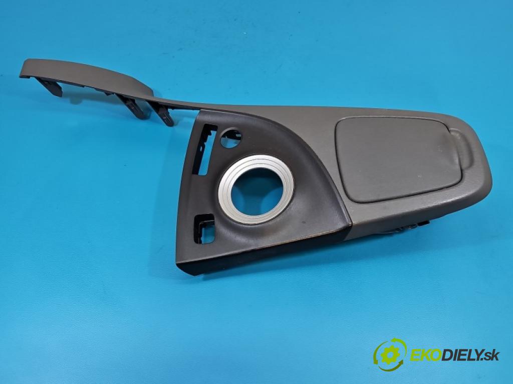 Toyota Prius III XW30 2009-2015 1.8 16V 99 hp automatic 73 kW 1798 cm3 5- lišta ozdobná interiéry: 55420-47030