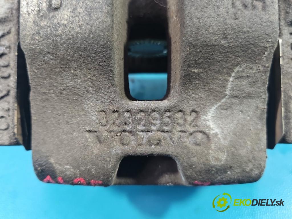 Volvo XC40 2017- 2.0 T B3 163 HP automatic 120 kW 1969 cm3 5- brzdič zadné pravý 32329531 (Kľučka dverí ostatné)