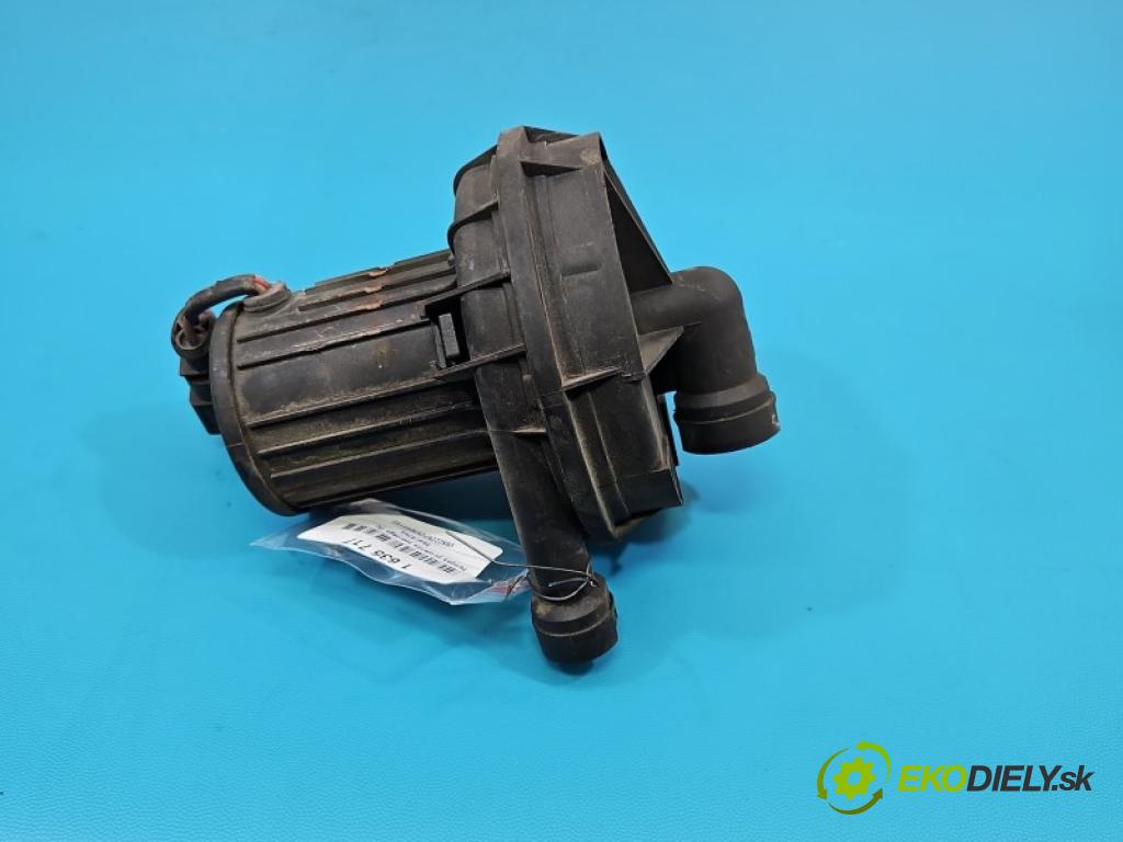 Seat Altea 1.6 8V 102 HP manual 75 kW 1595 cm3 5- pompa vzduchu sekundární: 06A959253B