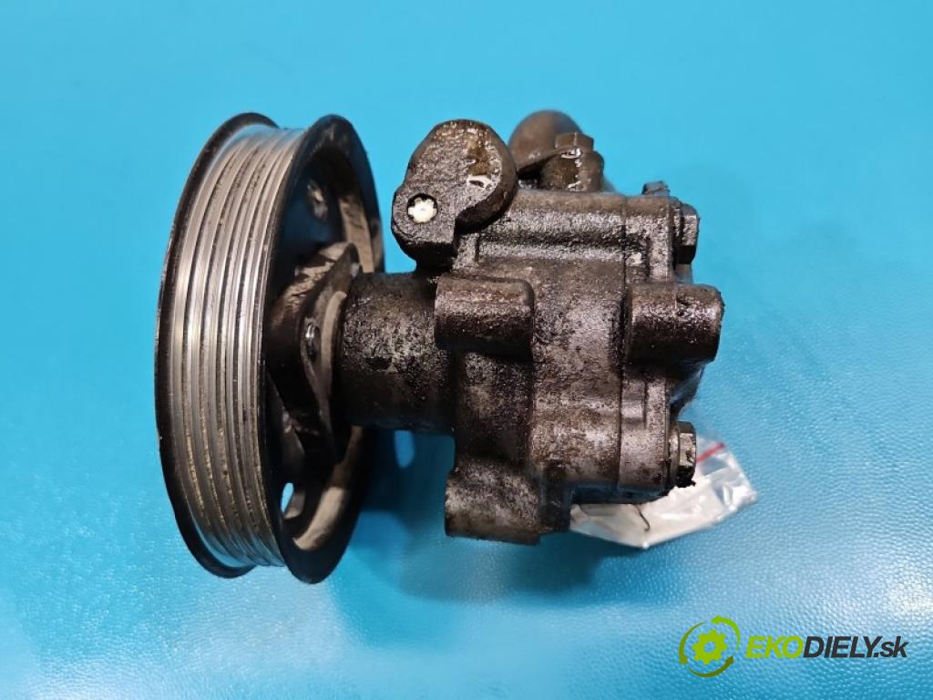 Vw Passat B5 1995-2005 1.9 tdi 131 HP manual 96 kW 1896 cm3 5- čerpadlo posilovač 8D0145177D (Servočerpadlo)