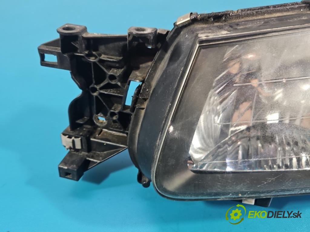 Subaru Forester II SG 2002-2008 2.0 boxer 125 HP manual 92 kW 1994 cm3 5- Reflektor: ľavý  (Kľučka dverí ostatné)