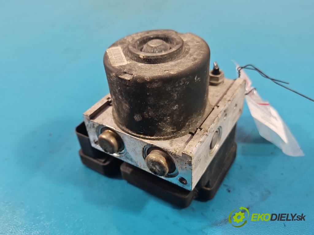 Seat Altea 1.6 8V 102 HP manual 75 kW 1595 cm3 5- čerpadlo abs 1K0614117F (Pumpa ABS)