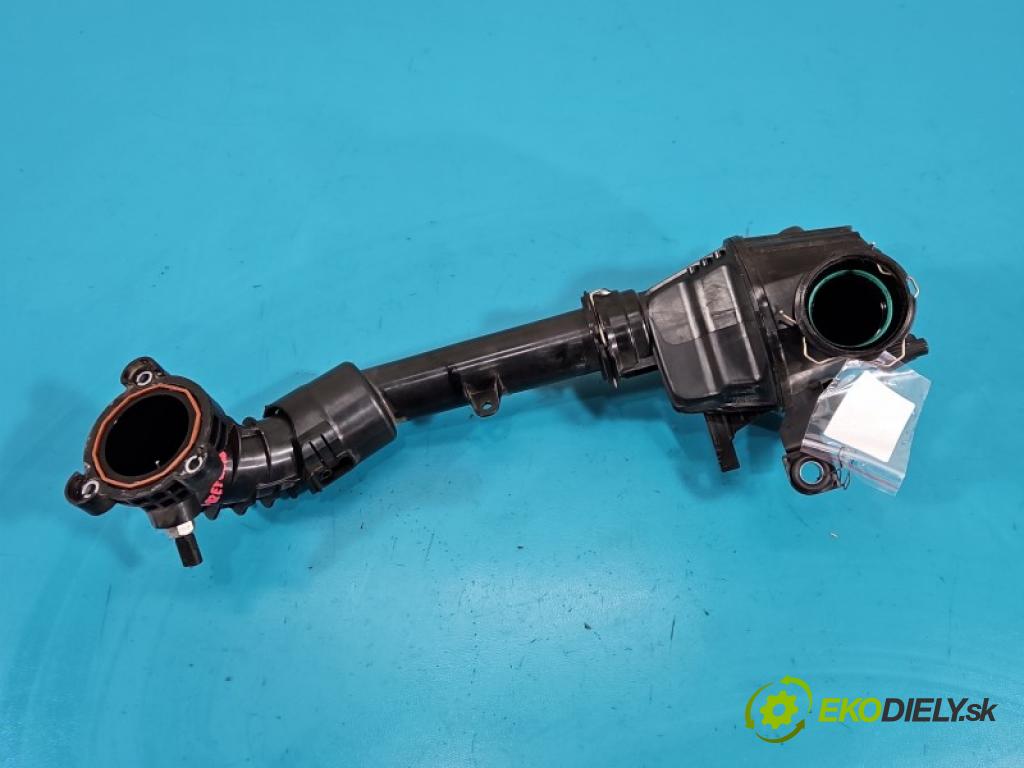 Volvo XC40 2017- 2.0 T B3 163 HP automatic 120 kW 1969 cm3 5- Trubka: 32257943