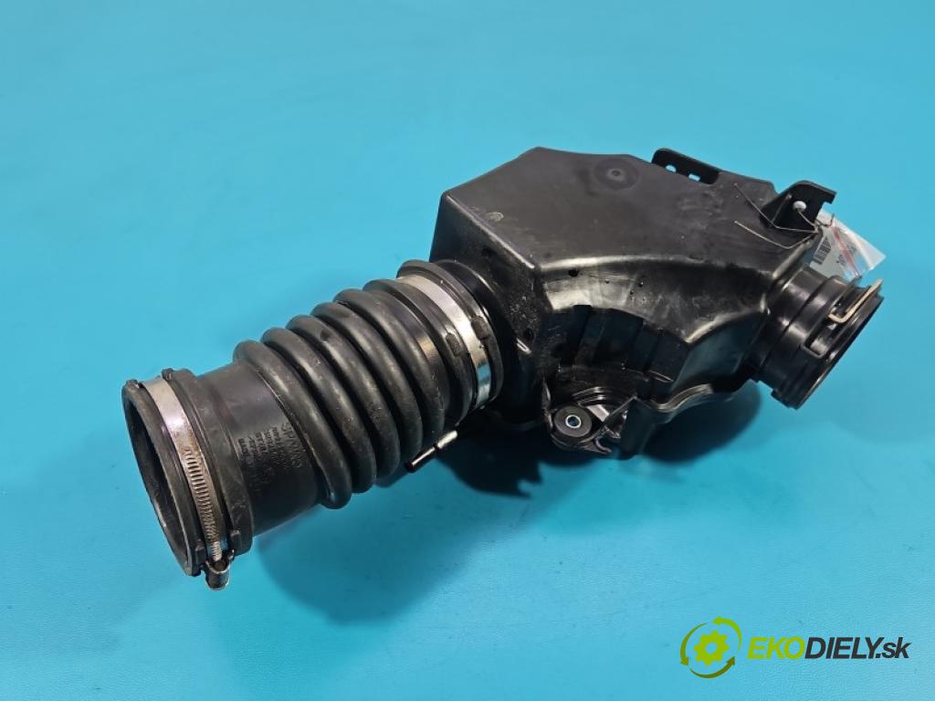 Volvo XC40 2017- 2.0 T B3 163 hp automatic 120 kW 1969 cm3 5- Trubka: 32336631