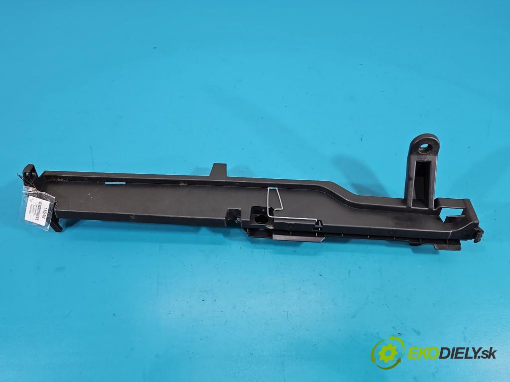 Volvo XC40 2017- 2.0 T B3 163 HP automatic 120 kW 1969 cm3 5- kryt plast 32353159