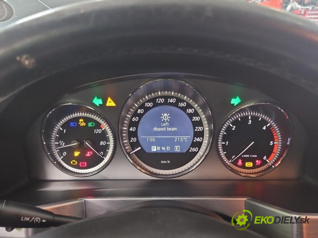 Mercedes GLK X204 2008-2015 2.2 cdi 170 HP automatic 125 kW 2143 cm3 5- prístrojovka/ budíky A2049005107 (Prístrojová doska)