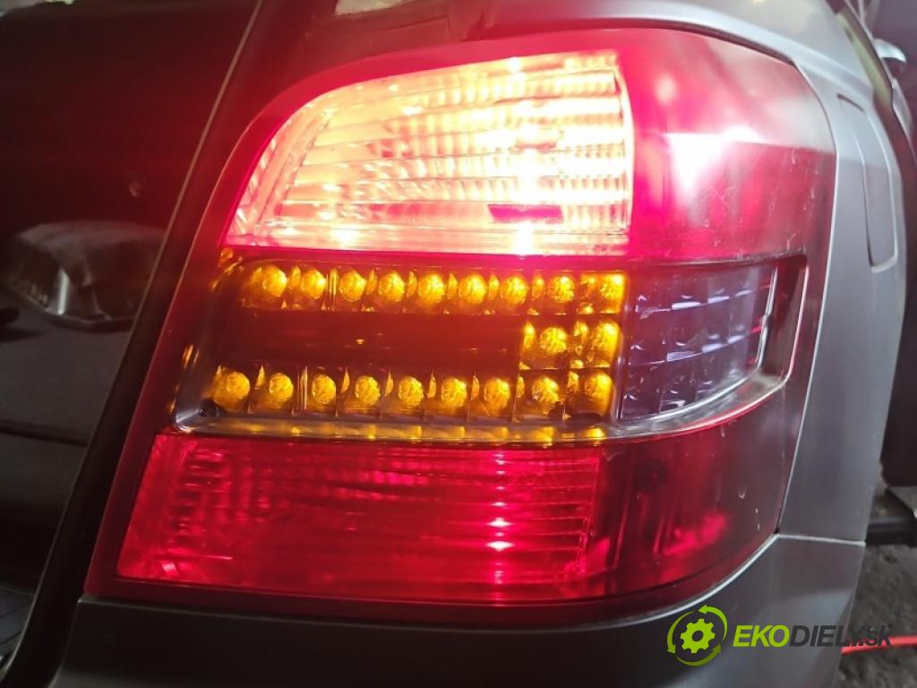 Mercedes GLK X204 2008-2015 2.2 cdi 170 hp automatic 125 kW 2143 cm3 5- světlo zadní pravé blatník: 2048202664