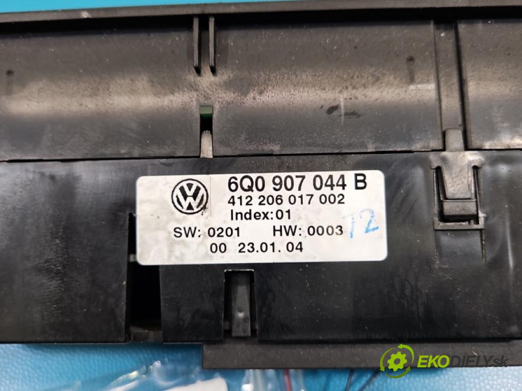 Vw Polo IV 9N 2001-2009 1.9 tdi 101 hp manual 74 kW 1896 cm3 5- palubní deska panel topení 6Q0907044B