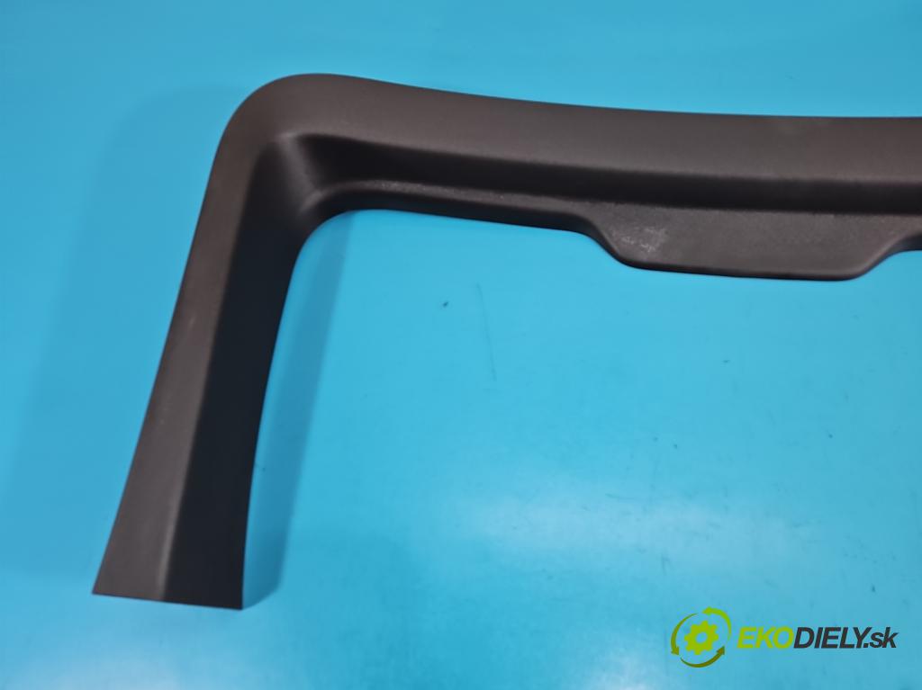 Tesla Model Y 0.0 automatic 378 kW 5- kryt plast 1622263