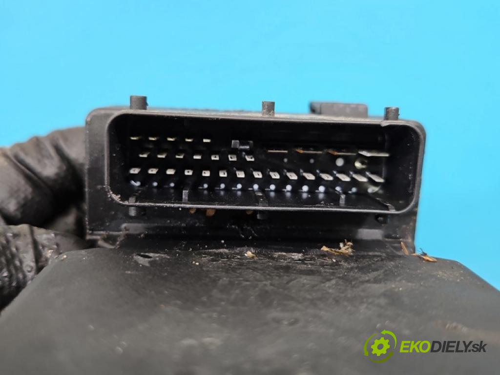 Opel Zafira A 1999-2005 2.2 16V 147 HP manual 108 kW 2198 cm3 5- čerpadlo abs 0273004648 (Pumpa ABS)