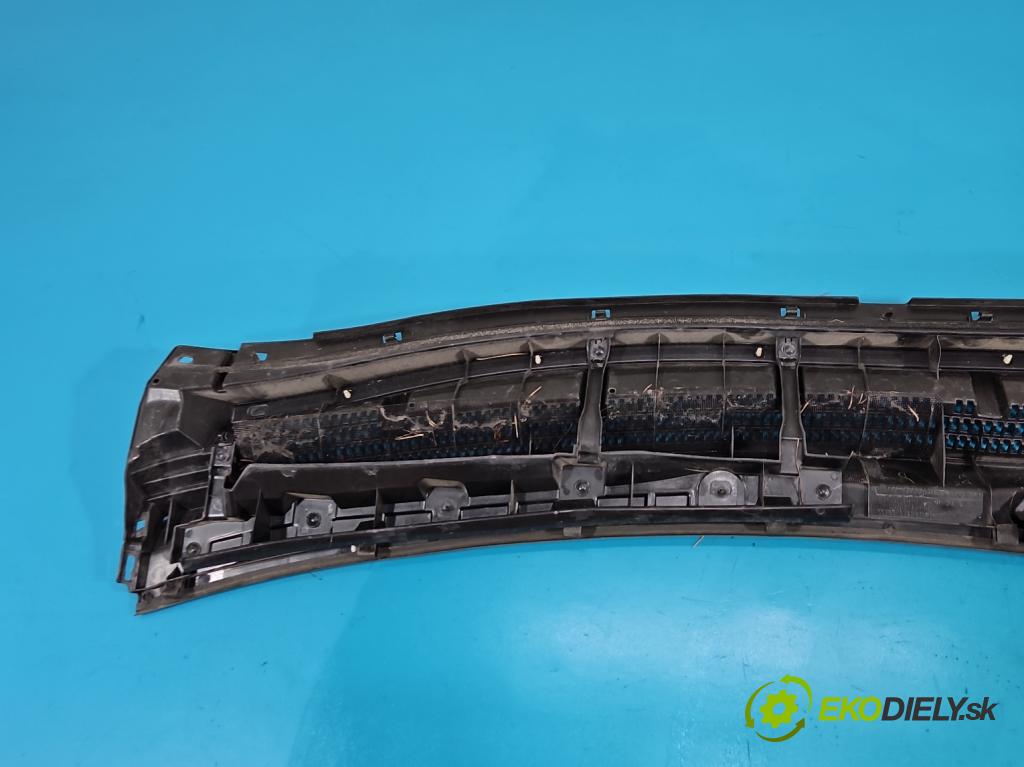 Toyota Prius III XW30 2009-2015 1.8 16V 99 HP automatic 73 kW 1798 cm3 5- torpédo 55783-47060 (Torpédo (plast pod čelným sklom))
