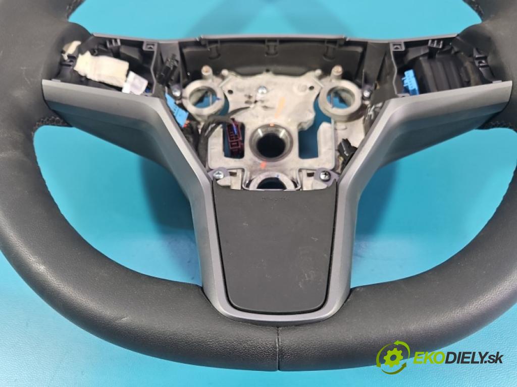Tesla Model Y 0.0 automatic 378 kW 5- volant 1626599-00-C (Volant)