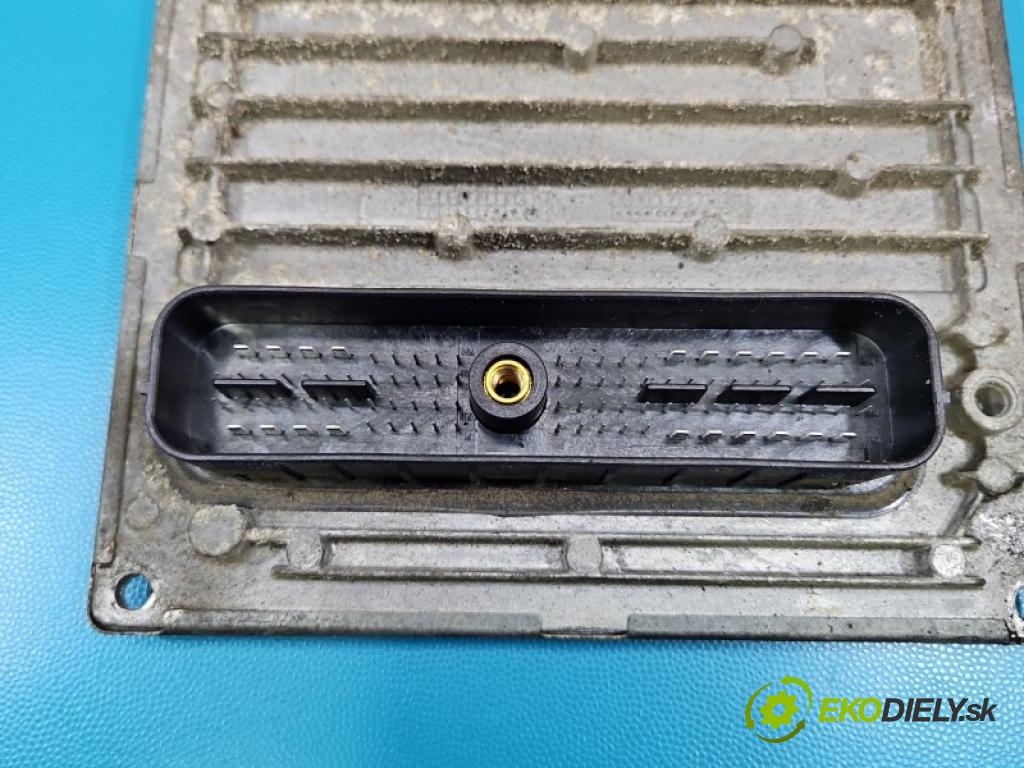 Ford Focus Mk2 2004-2011 1.6 16V 101 HP manual 74 kW 1596 cm3 5- riadiaca jednotka motora 7M51-12A650-AFD