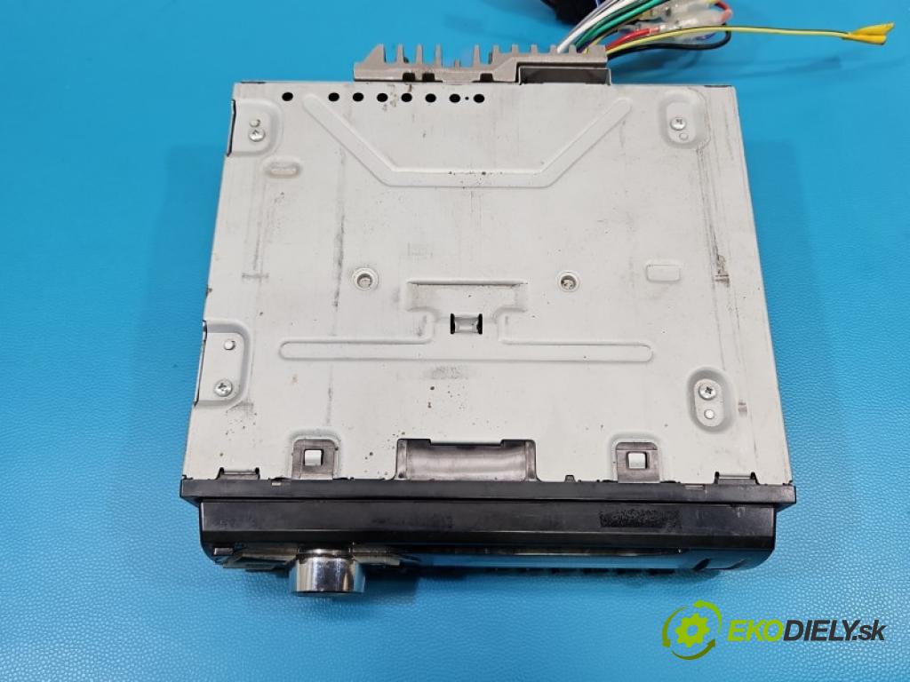 Subaru Forester II SG 2002-2008 2.0 boxer 125 hp manual 92 kW 1994 cm3 5- Radio DEH-1500UB