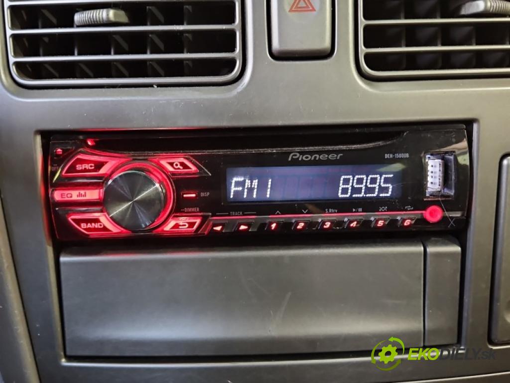 Subaru Forester II SG 2002-2008 2.0 boxer 125 hp manual 92 kW 1994 cm3 5- Radio DEH-1500UB