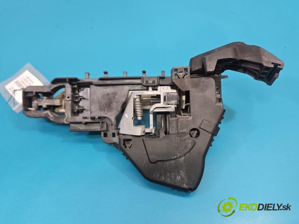 Mercedes B W245 2005-2011 2.0 8V 116 hp automatic 85 kW 2034 cm3 5- klika zadní pravé A1697600434 (Klika dveří ostatní)