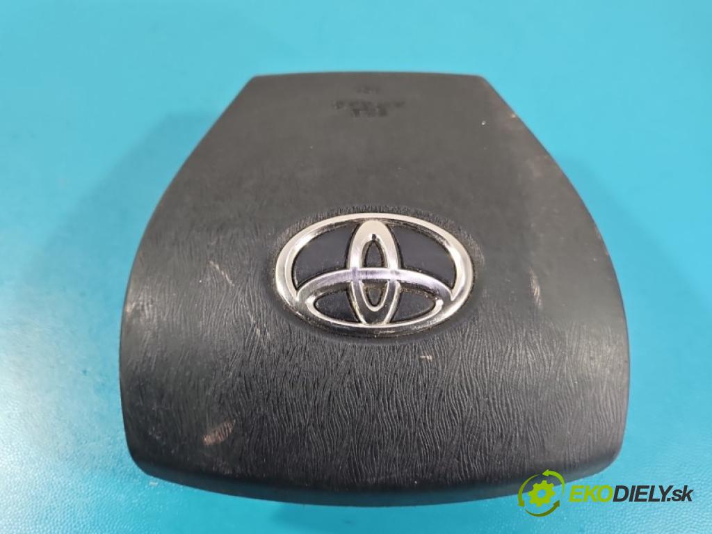 Toyota Prius III XW30 2009-2015 1.8 16V 99 hp automatic 73 kW 1798 cm3 5- Polštář: vzduch: Řidič: BAM-PT1-1696 (Airbag)