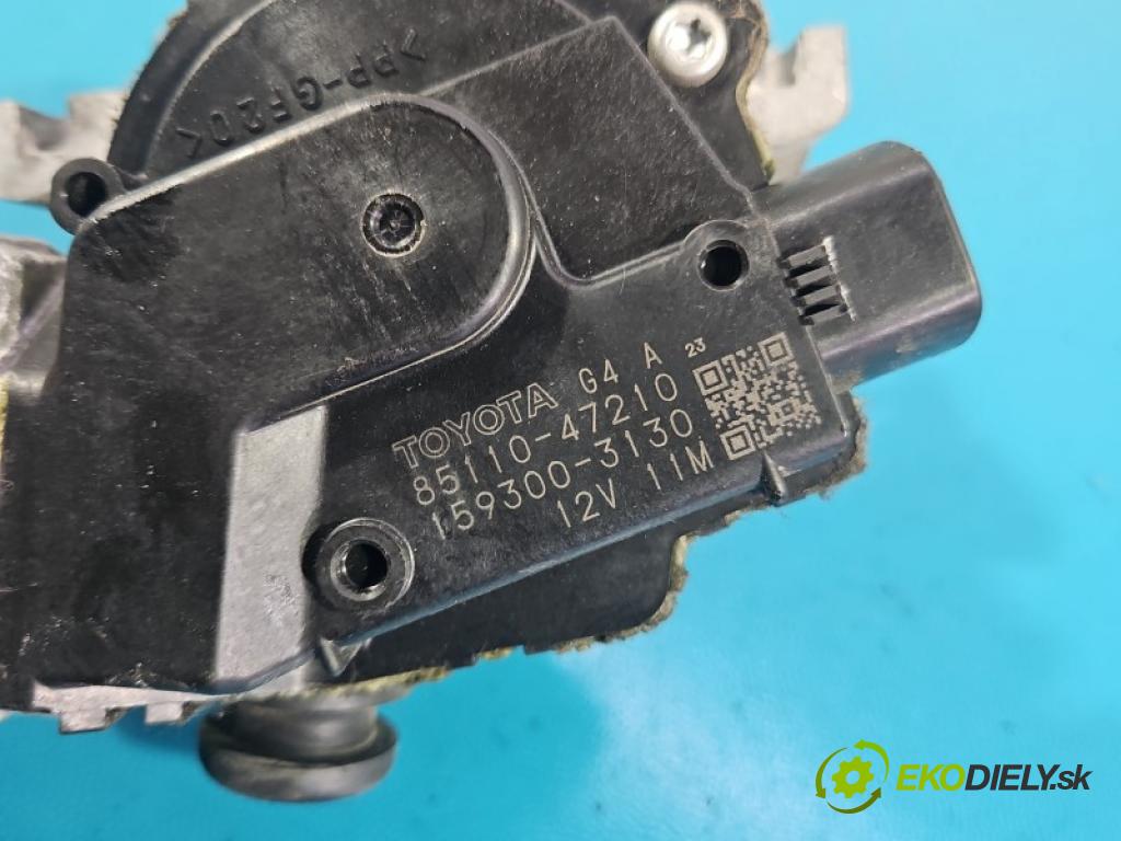 Toyota Prius III XW30 2009-2015 1.8 16V 99 hp automatic 73 kW 1798 cm3 5- motor stěračů přední 85110-47210