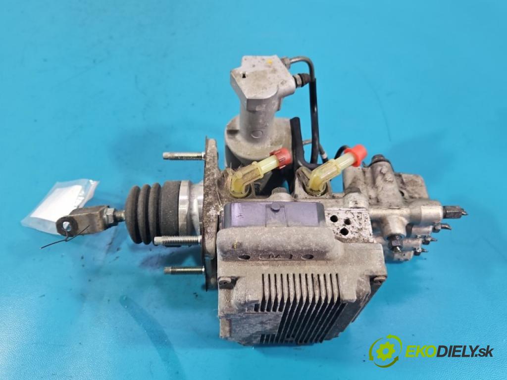 Toyota Prius III XW30 2009-2015 1.8 16V 99 HP automatic 73 kW 1798 cm3 5- servo brzdové 47270-47030