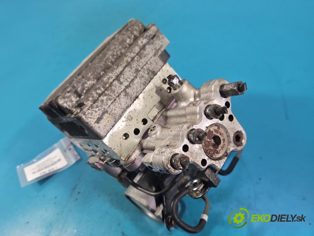 Toyota Prius III XW30 2009-2015 1.8 16V 99 HP automatic 73 kW 1798 cm3 5- servo brzdové 47270-47030