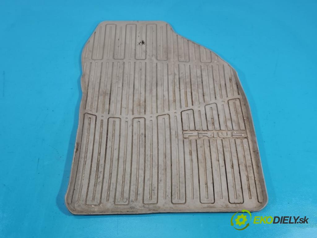 Toyota Prius III XW30 2009-2015 1.8 16V 99 hp automatic 73 kW 1798 cm3 5- Koberce: PZ49L-G2350-RJ