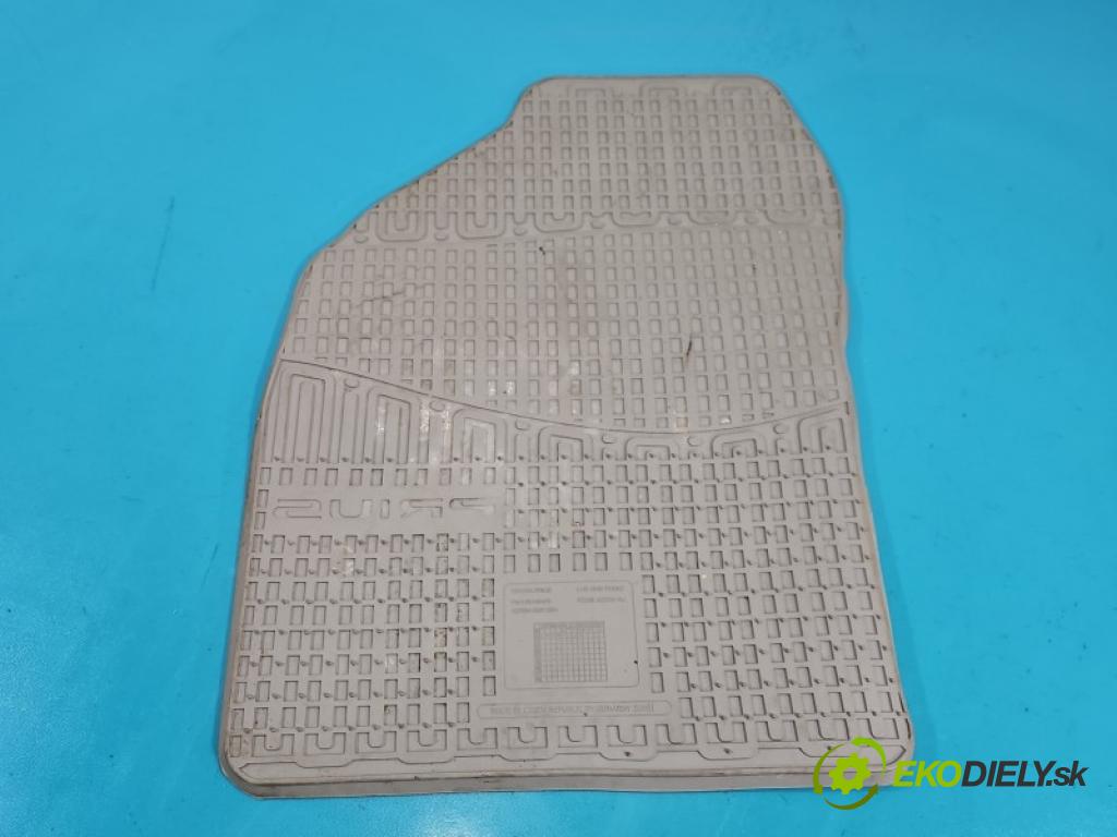 Toyota Prius III XW30 2009-2015 1.8 16V 99 hp automatic 73 kW 1798 cm3 5- Koberce: PZ49L-G2350-RJ
