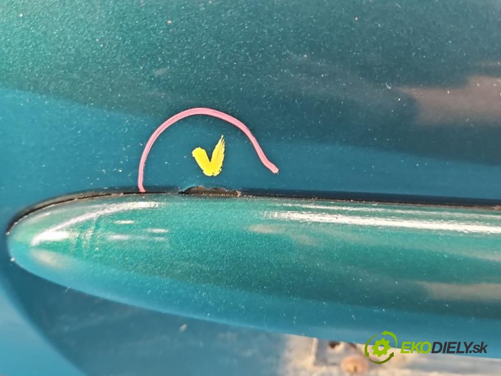 Peugeot 206 1.4 8V 75 HP manual 55 kW 1360 cm3 5- zadna kufor  (Kapota zadná (kufor))