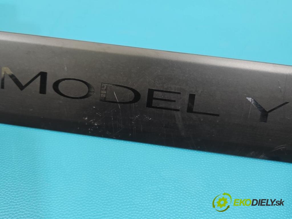 Tesla Model Y 0.0 automatic 378 kW 5- lišta karosérie: 177528