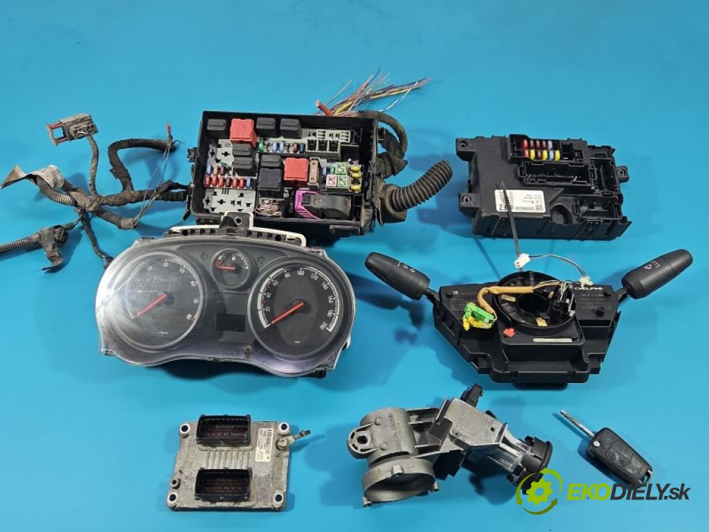 Opel Corsa D 2006-2014 1.2 16V 80 HP manual 59 kW 1229 cm3 3- riadiaca jednotka motora 55557933