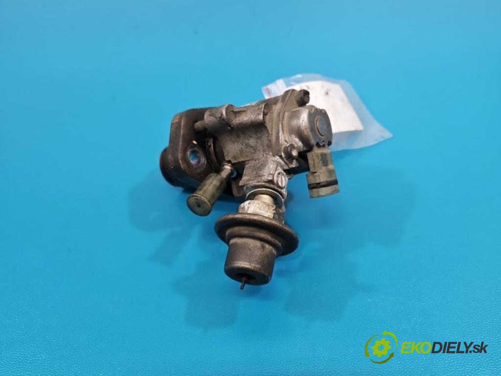 Toyota Avensis II T25 2003-2008 2.0 vvti 147 hp manual 108 kW 1998 cm3 4- čerpadlo paliva 23100-28030